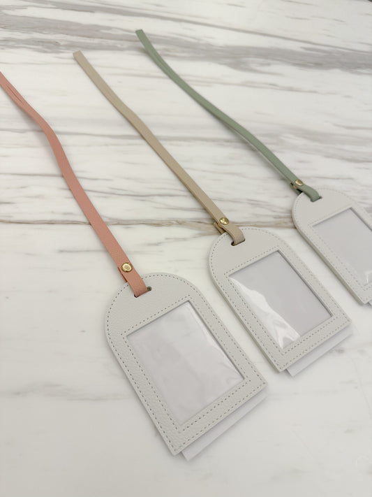 تاق اهداء مصنوع من الجلد بثلاثة الوان